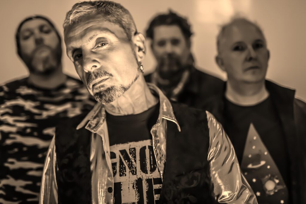 SIR-VERE – “ADORE”