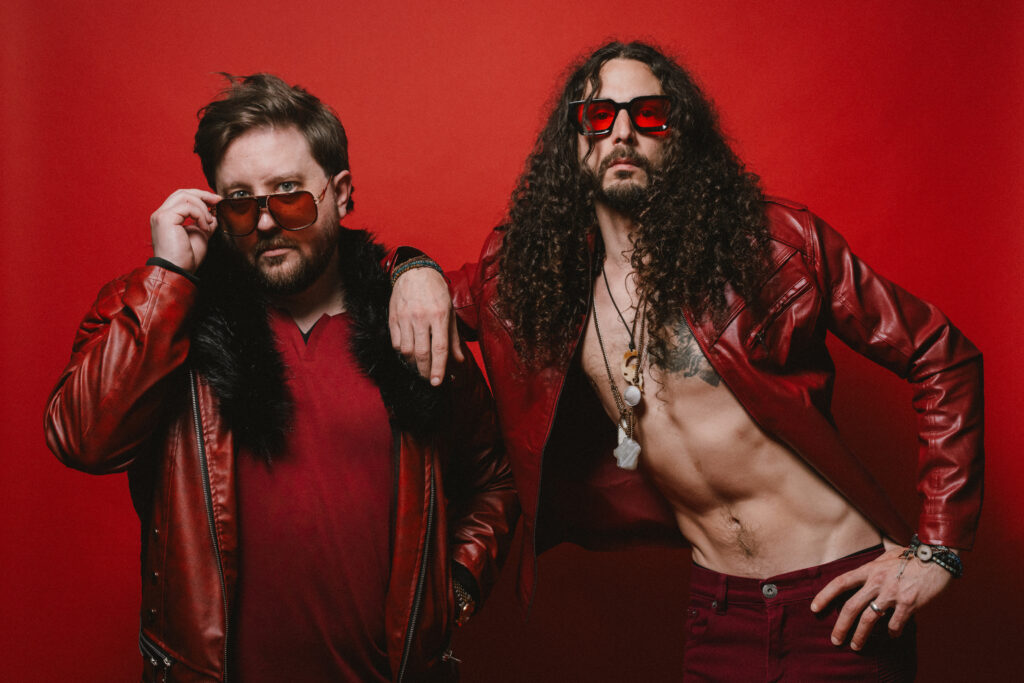 HIVESONG – “Electric Fever”