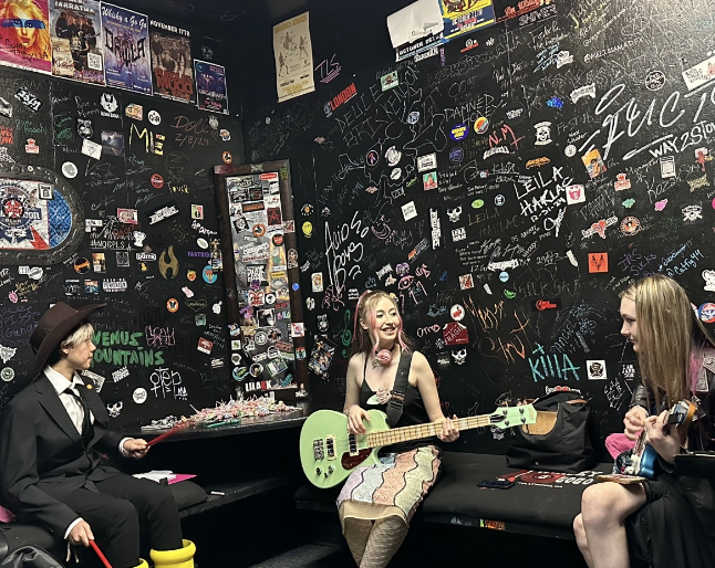 LED – “Lies All Lies”