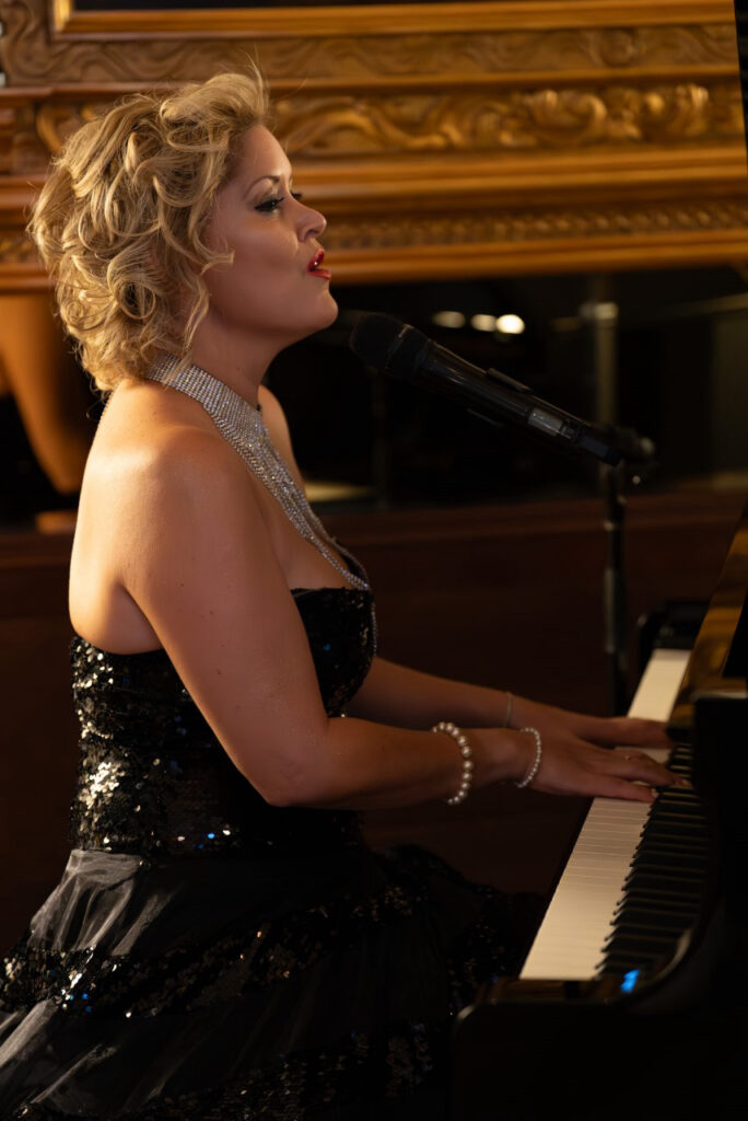 Lisa Goldin – “Something I Used To Wear”