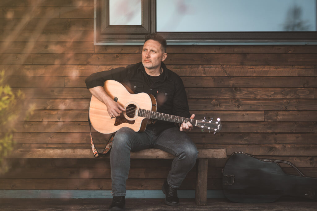 Gavin Fox – “You Can Lean On Me”
