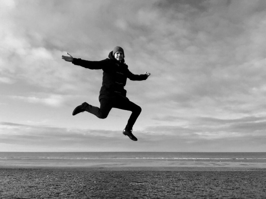 Joshua Worts – “Forget the Walk”