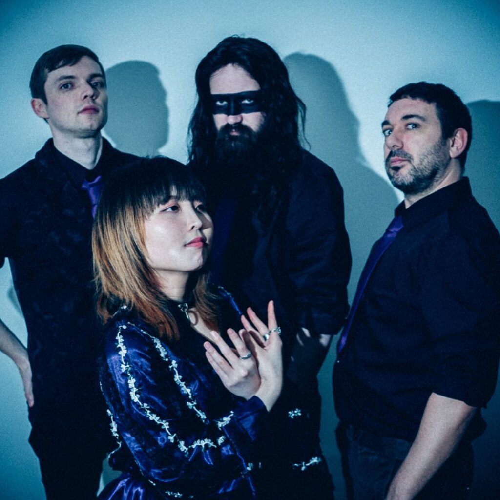 Re:O – “Crimson Desire”
