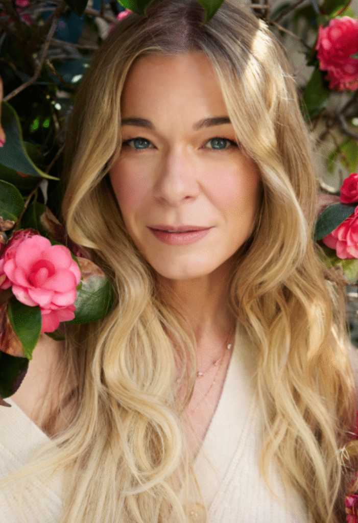 LeAnn Rimes – “Greatest Hits Christmas”