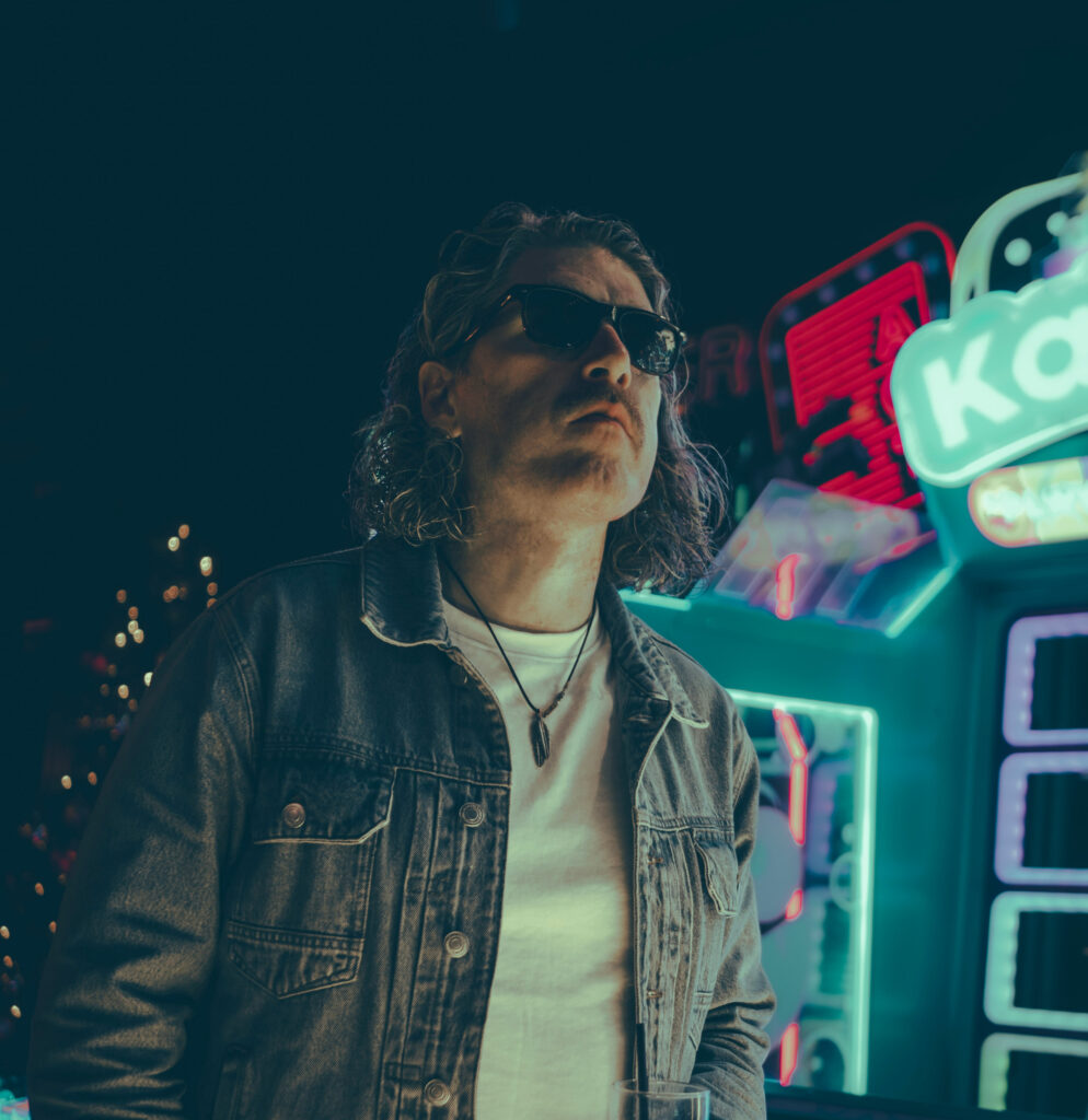 Lazember – “Don’t Look Back”