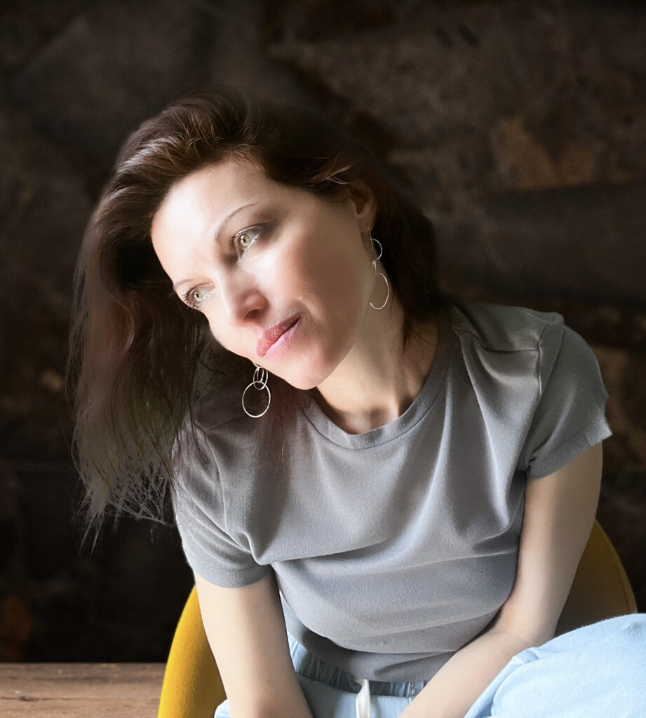 Lana Crow – “No Secret (Remix)”