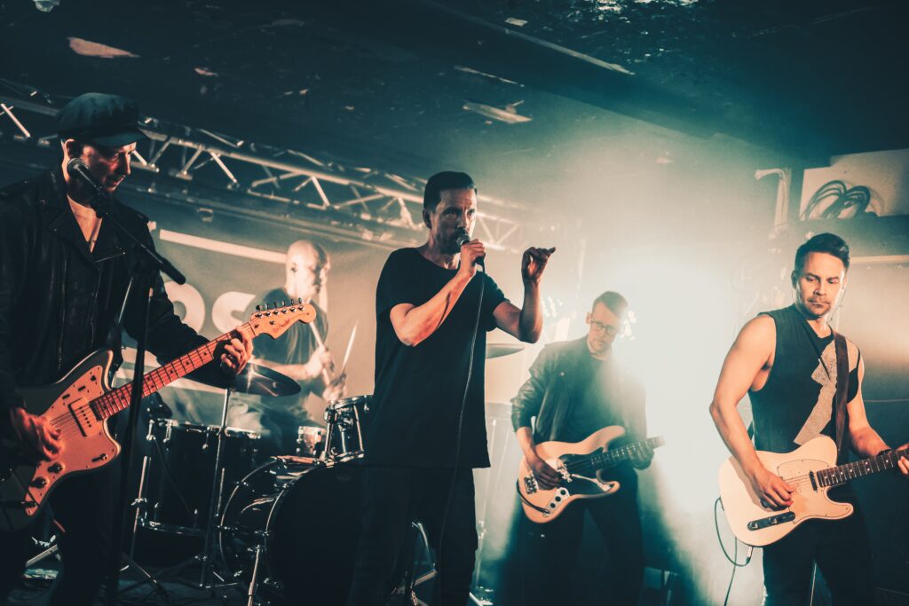 Waves of the Echo – “Words”