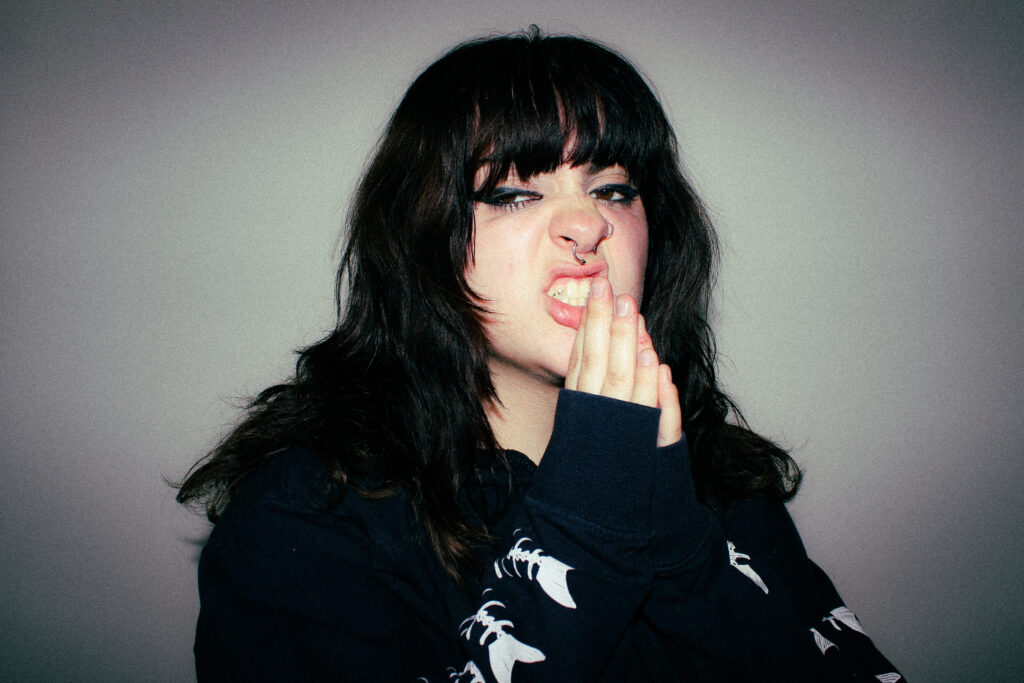 Julianna Joy – “20 Minutes Away”