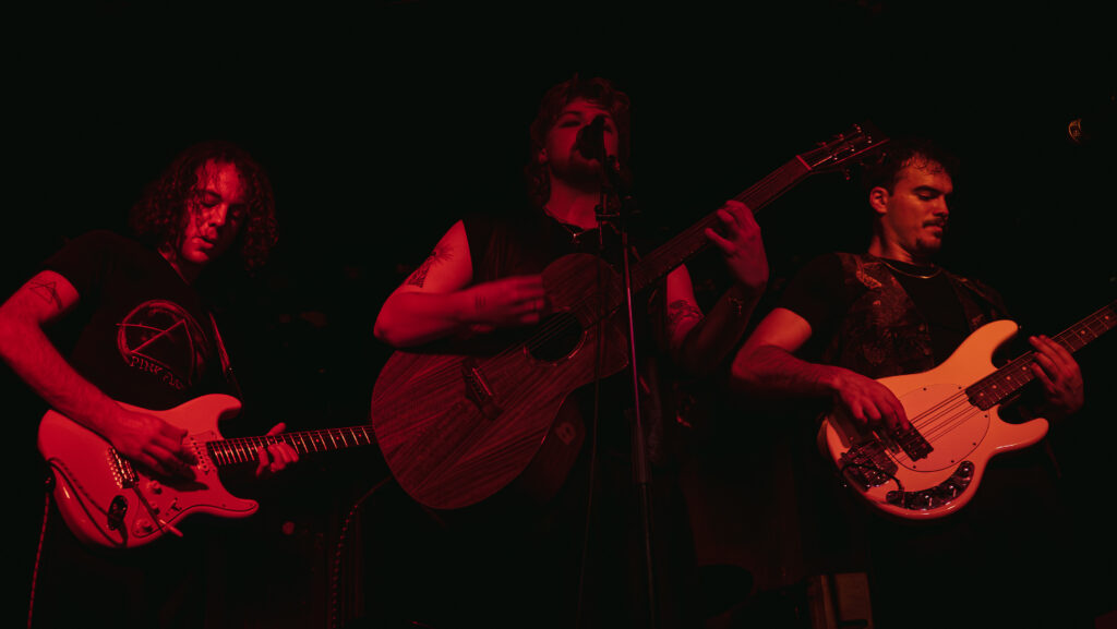 Gloria – “End of the Race (YEH)”