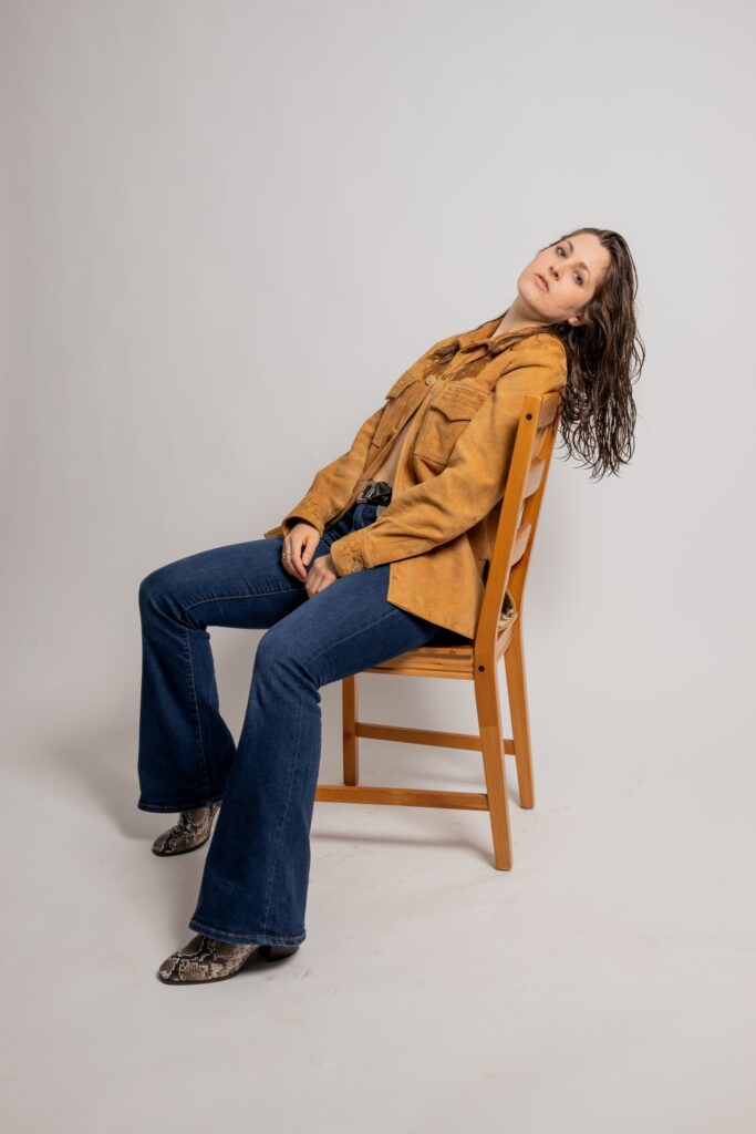 Kim McClay – “Worth It”