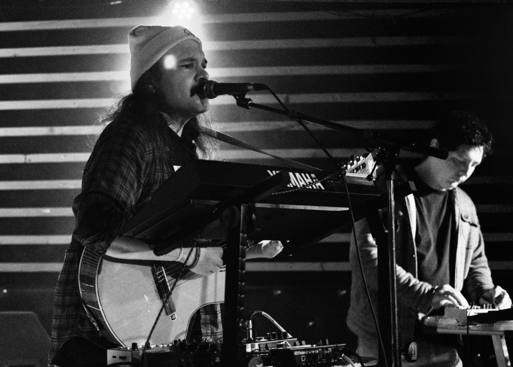 Oscillatina – “Humble-Link!”