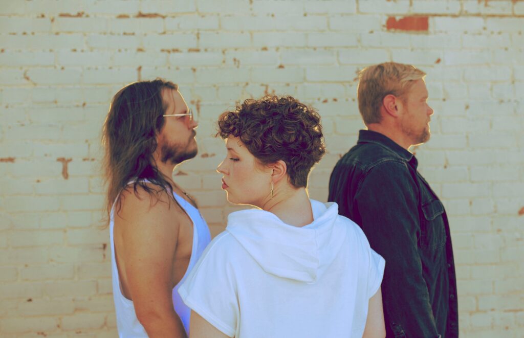 Echo The Light – “Send Me”