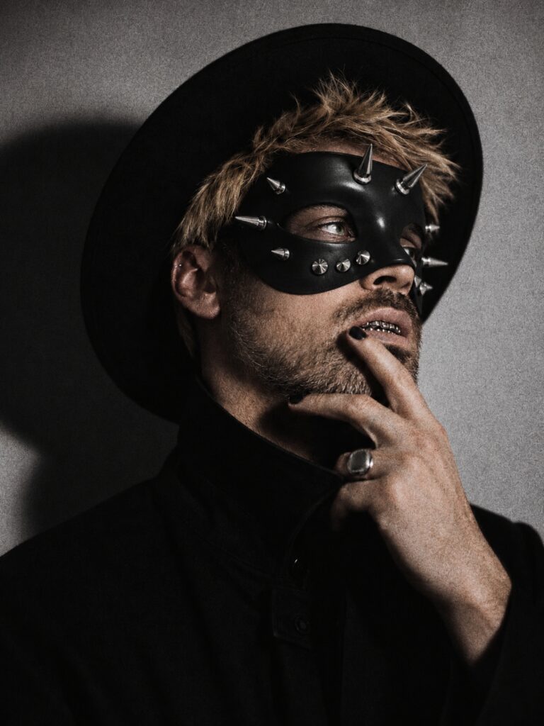 MICHAEL & THE GUILLOTINE – “GHOSTS AT 3 AM”