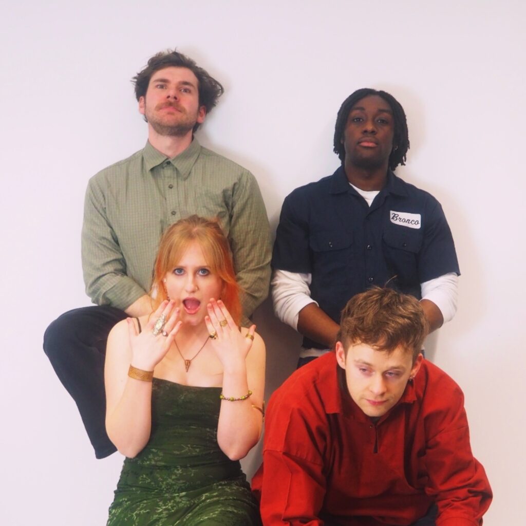 BeeJar – “Playing to the Gallery”
